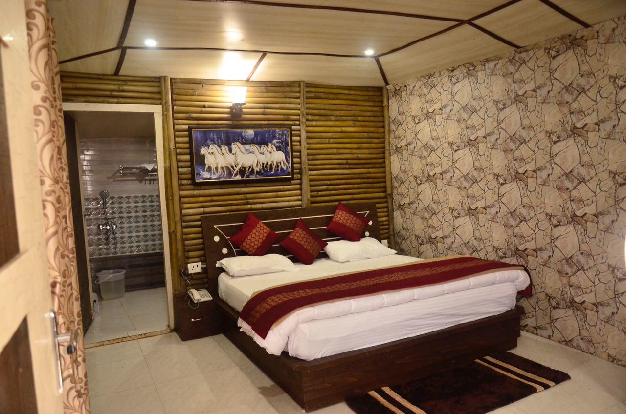 V Resorts Glamwoods Dhanulti Dhanaulti Exteriér fotografie