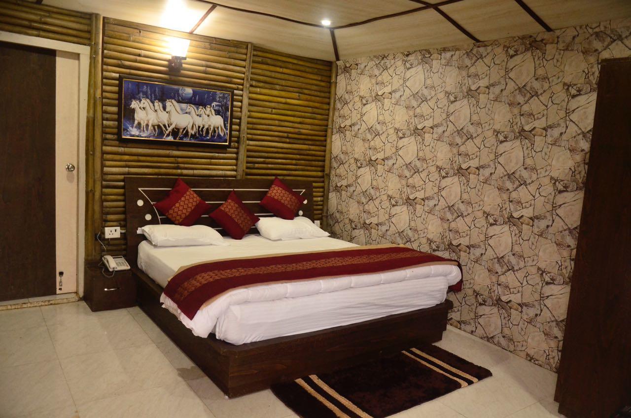 V Resorts Glamwoods Dhanulti Dhanaulti Exteriér fotografie